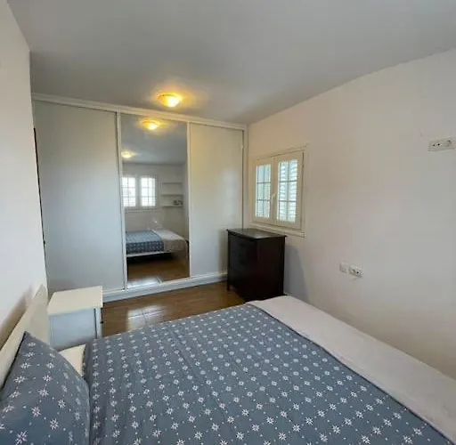 La De Simón * Puerto de la Cruz (Tenerife)