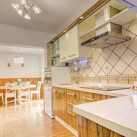 Βίλα 4br Wellness Villa- Pool, Sauna, Gym *