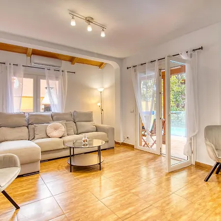 Βίλα 4br Wellness Villa- Pool, Sauna, Gym *